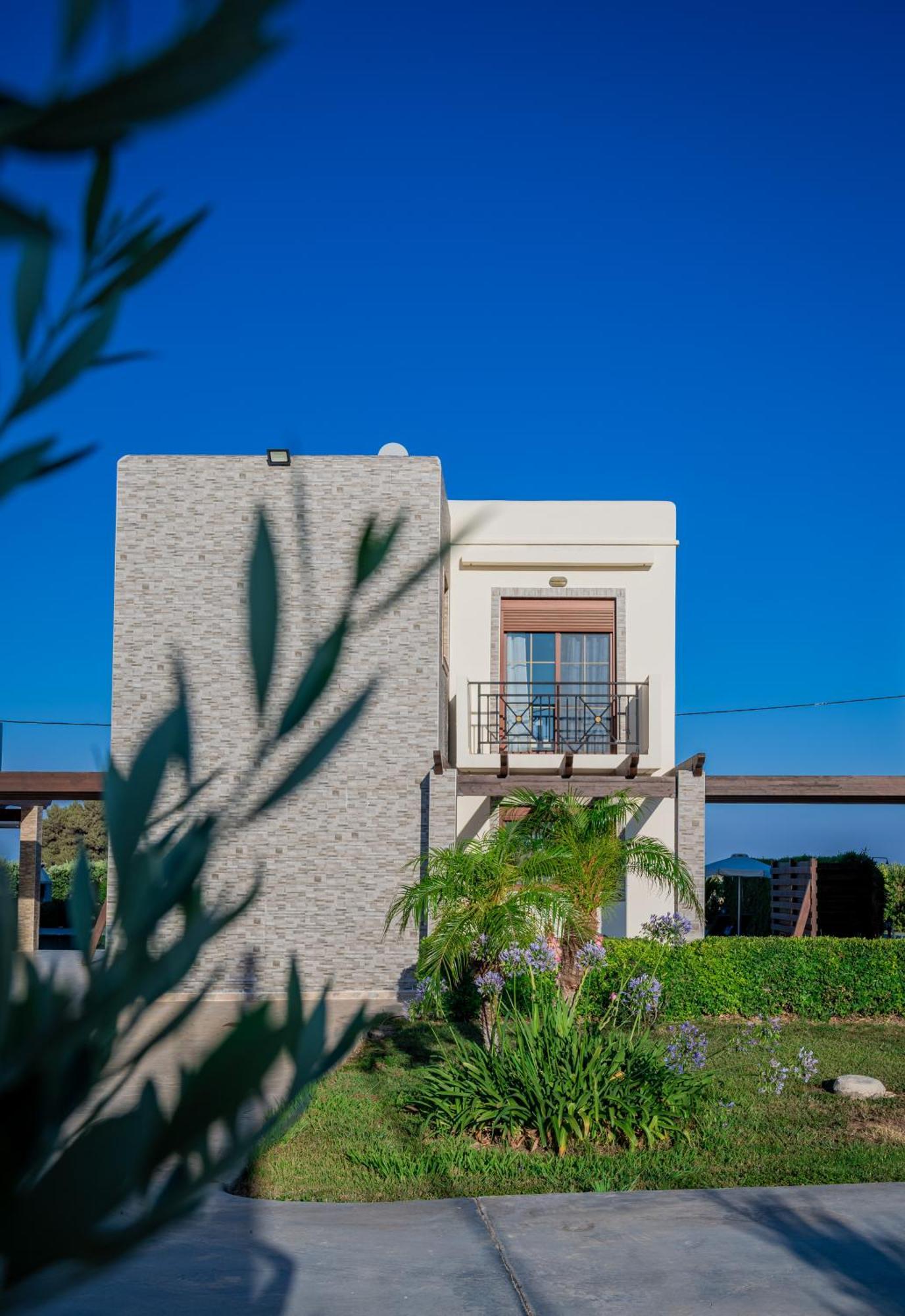 Villa Petra Gennadi