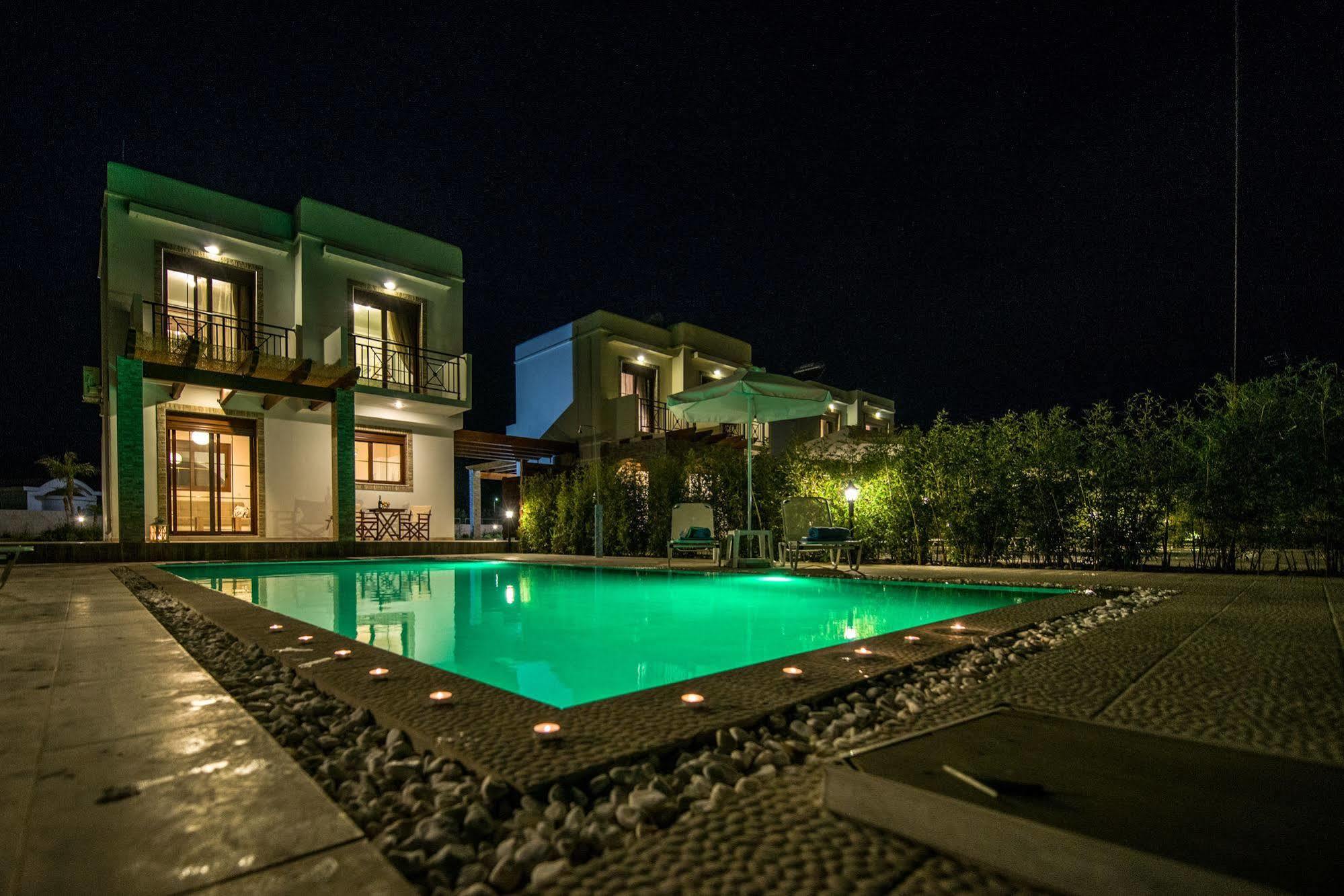 Petra Villa Gennadi